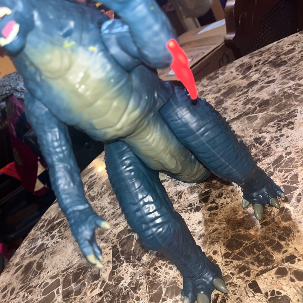 Giant Godzilla Kong 11” Evolved Action Figure 2024 Monsterverse MISSING END TAIL - Picture 9 of 9